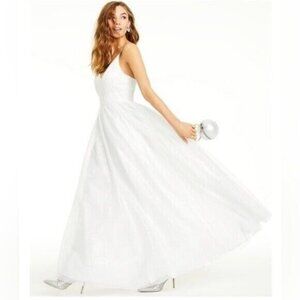 Crystal Doll Junior’s Sequin V-neck Gown Size 3 NWT